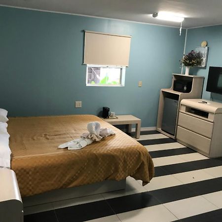 Apollo Inn - Cocoa Zewnętrze zdjęcie