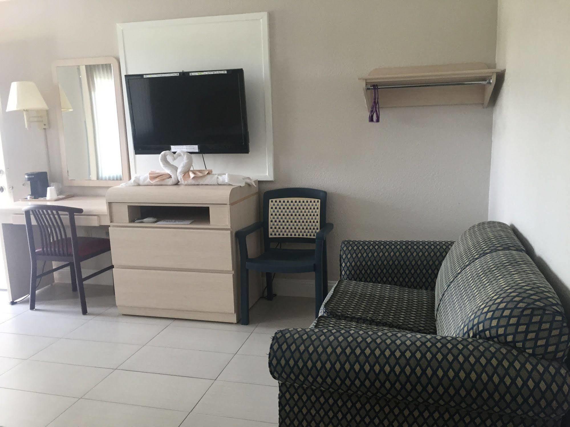 Apollo Inn - Cocoa Zewnętrze zdjęcie