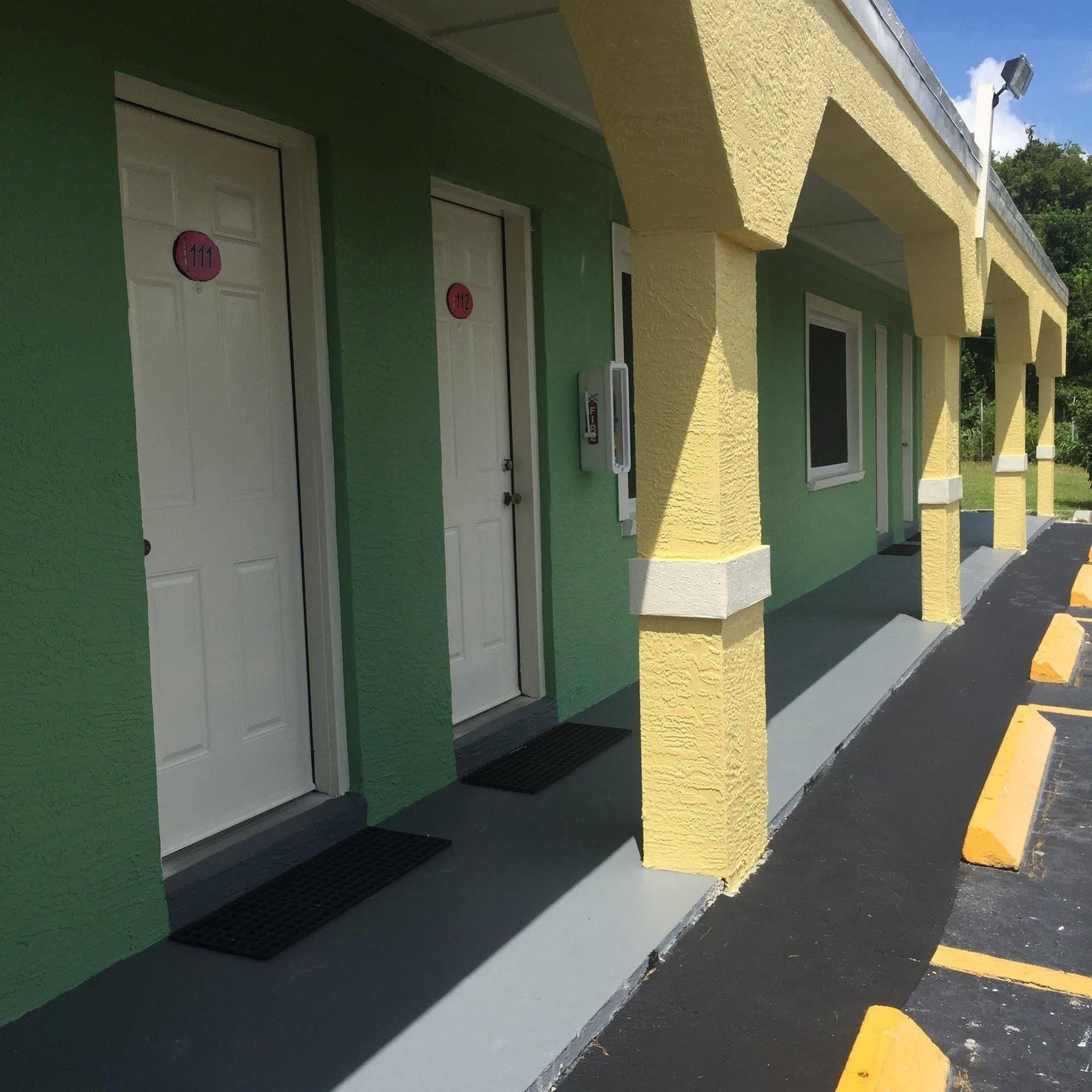 Apollo Inn - Cocoa Zewnętrze zdjęcie
